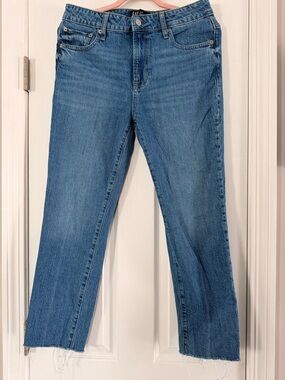 GAP Mid-Blue Straight Leg Women’s Jeans